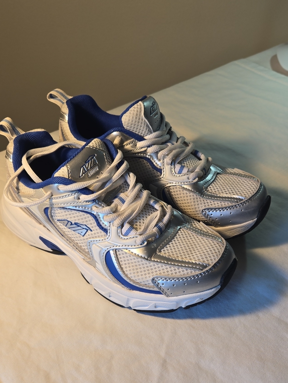 AVIA 5000 Athletic Performance Sneakers
